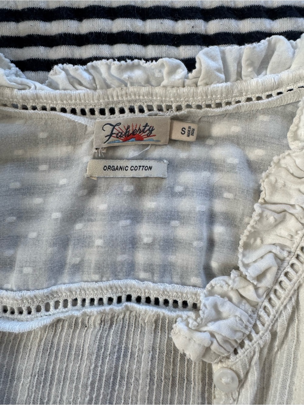 Faherty Cream Ruffled Split-Neck Blouse 100% cotton - Picture 7 of 10